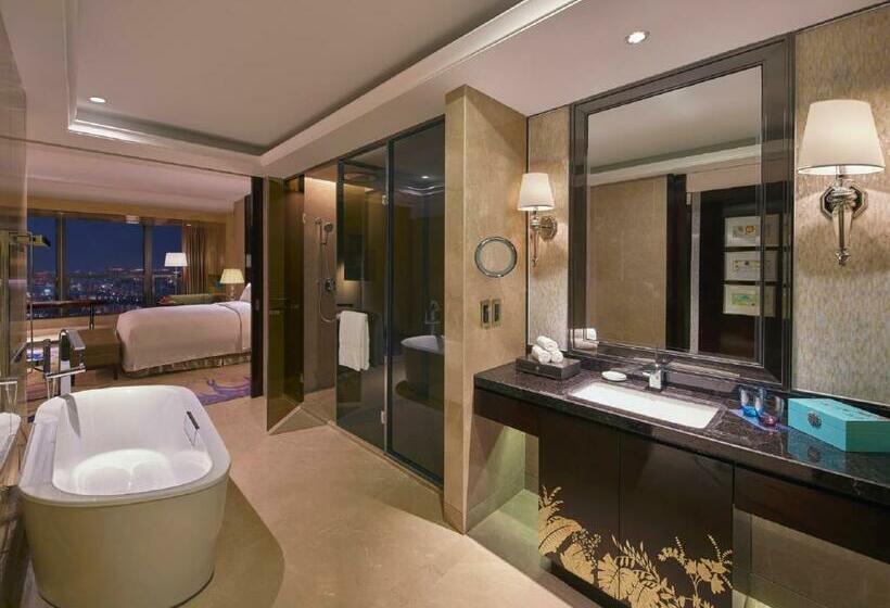 חדר סטנדרט עם מיטת קינג, Hilton Haikou