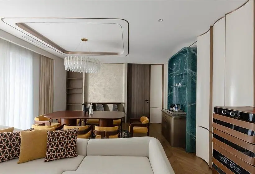 آپارتمان لوکس 1 خوابه, Hilton Haikou