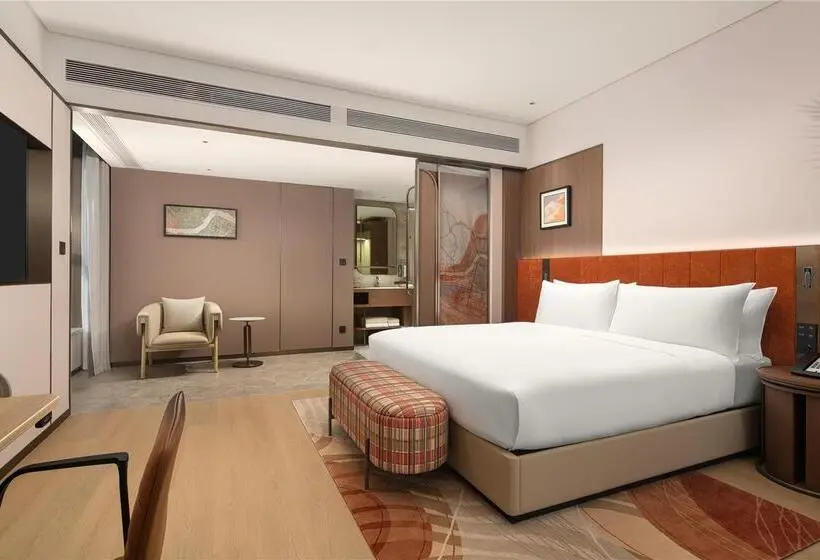 اتاق لوکس با تخت بزرگ, Hilton Haikou
