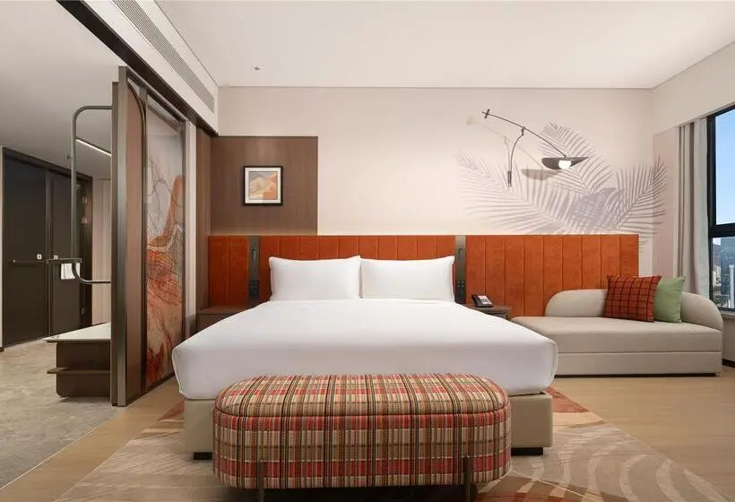 اتاق لوکس با تخت بزرگ, Hilton Haikou
