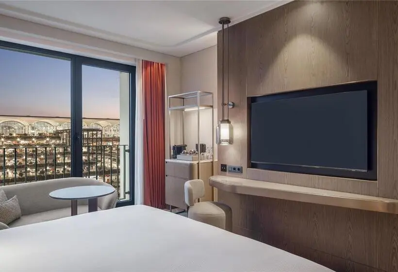 اتاق لوکس با تخت بزرگ, Hilton Haikou
