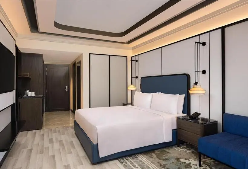 اتاق اجرایی با تخت بزرگ, Hilton Haikou