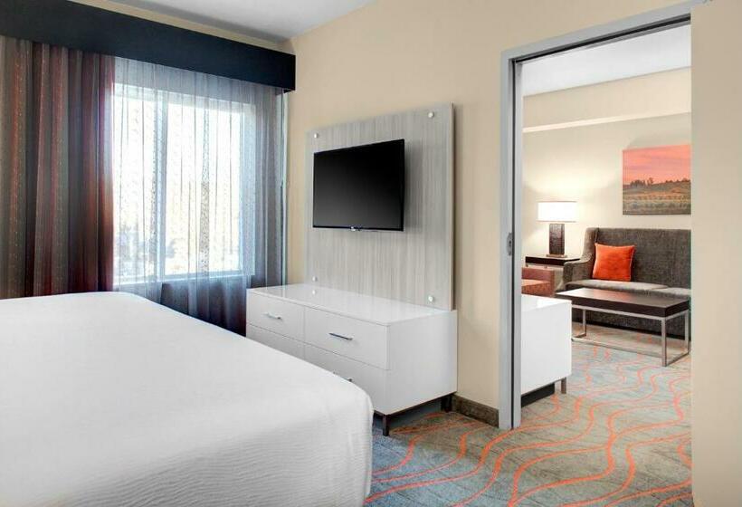 스위트, Holiday Inn Windsor   Wine Country, An Ihg