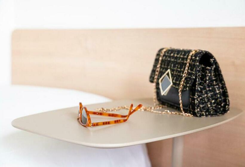 スタンダードトリプルルーム, Ibis Budget Carcassonne Aéroport   A61