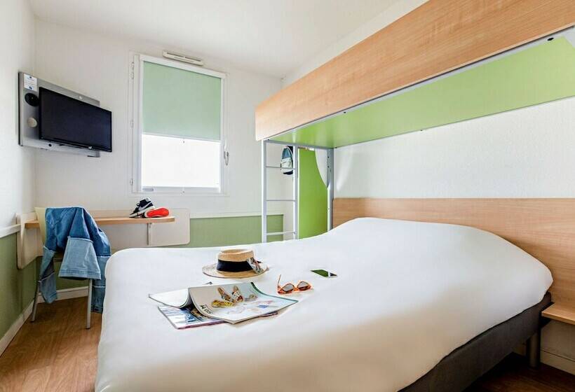 חדר סטנדרט לשלושה, Ibis Budget Carcassonne Aéroport A61