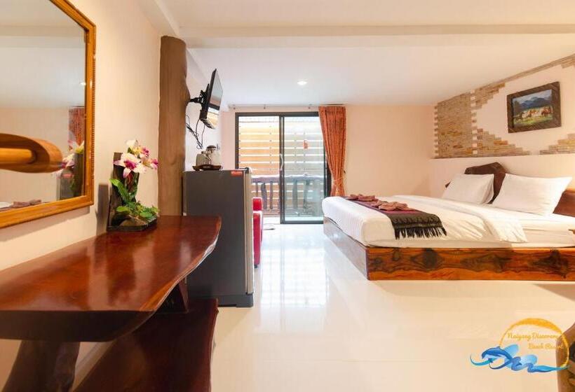 스탠다드 룸, Naiyang Discovery Beach Resort Sha