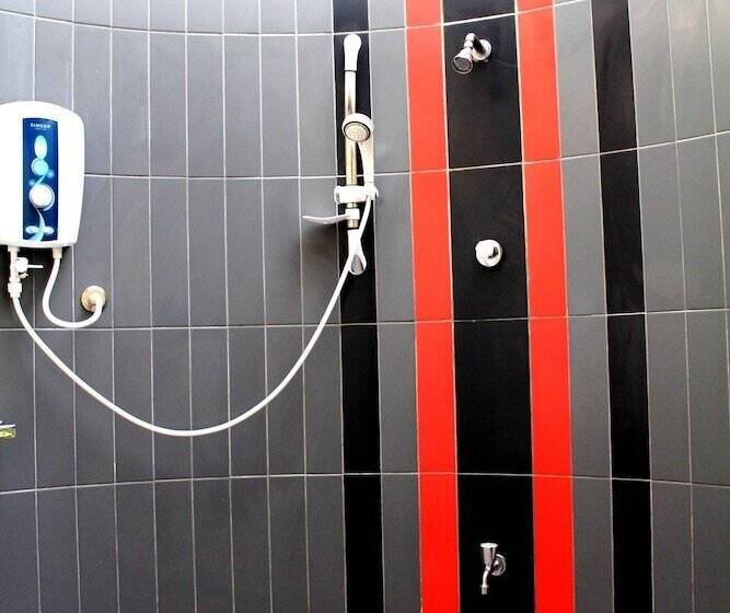 标准间, Neem Villas