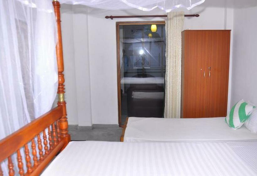 חדר משפחתי נוף לים, Ocean Breeze Villa