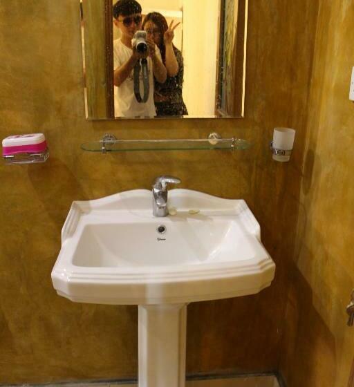 חדר משפחתי נוף לים, Ocean Breeze Villa