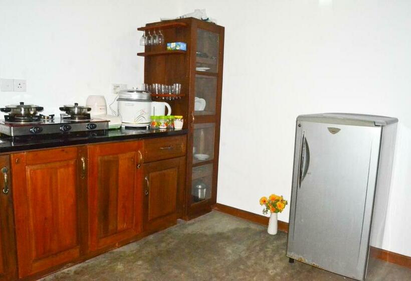 חדר אקונומי, Ocean Breeze Villa