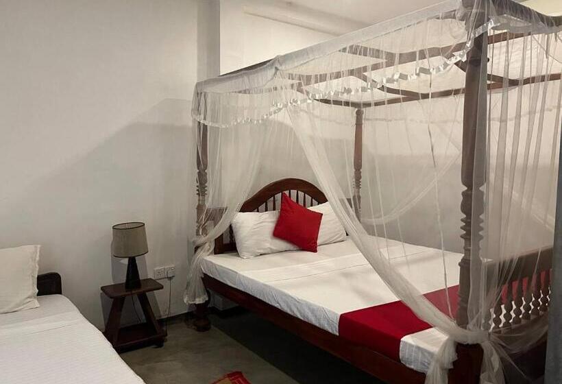 חדר משפחתי נוף לים, Ocean Breeze Villa