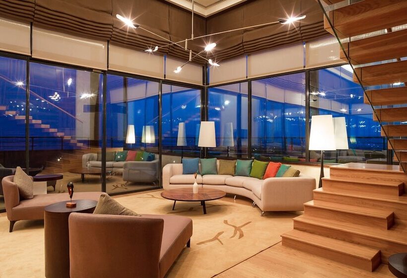 اتاق پنت هاوس, Radisson Blu M Bamou Palace Hotel, Brazzaville