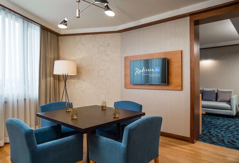 سوئیت با چشمانداز رودخانه, Radisson Blu M Bamou Palace Hotel, Brazzaville