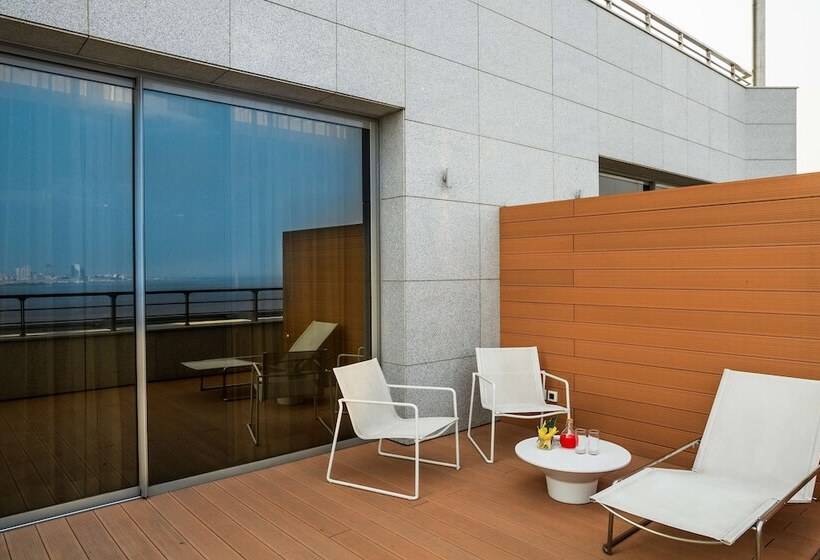 سوئیت رویال, Radisson Blu M Bamou Palace Hotel, Brazzaville