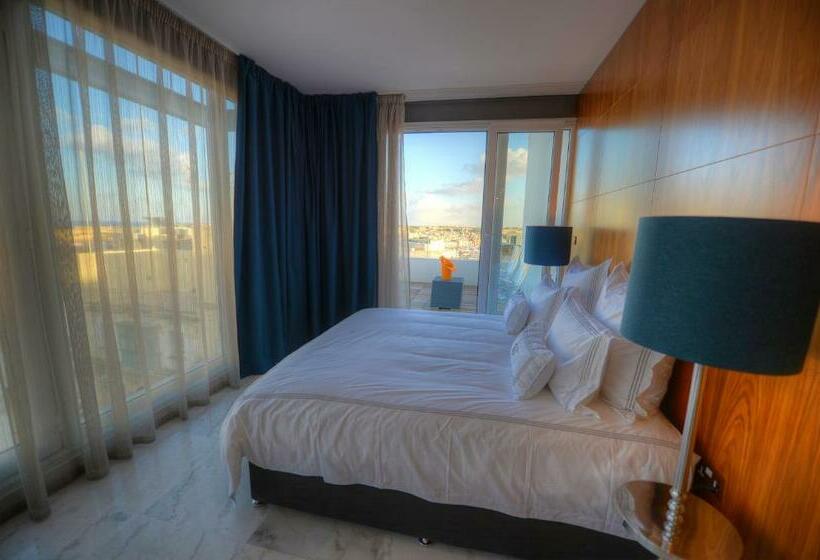 سوئیت جونیور با تراس, Su29 Boutique