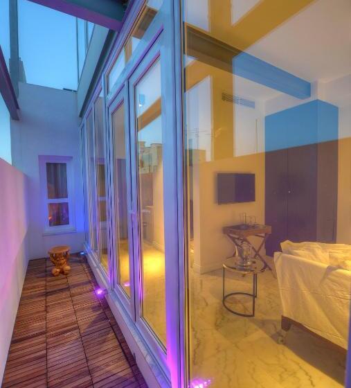 سوییت, Su29 Boutique