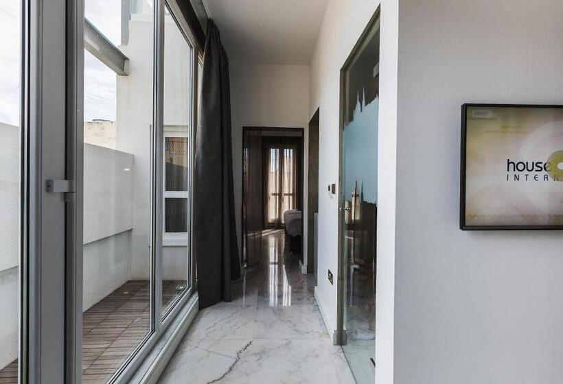 سوییت, Su29 Boutique