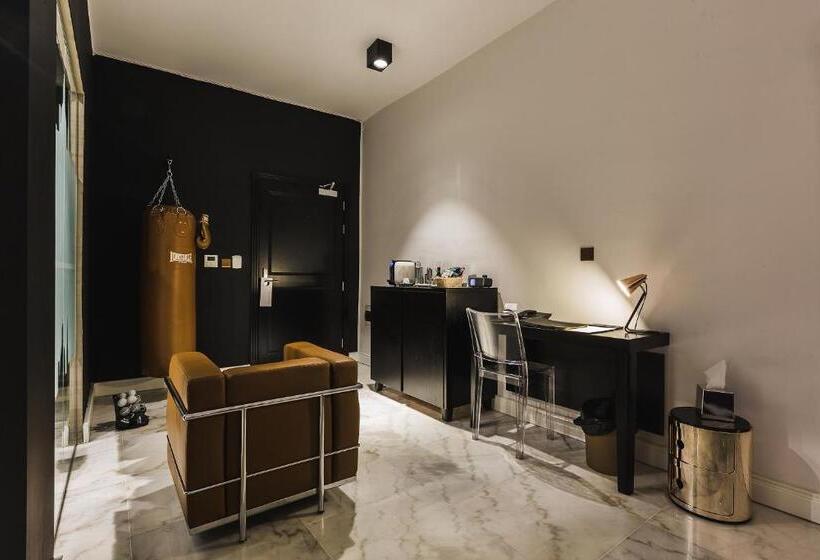 اتاق لوکس, Su29 Boutique