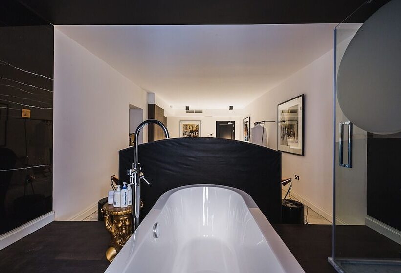 اتاق لوکس, Su29 Boutique