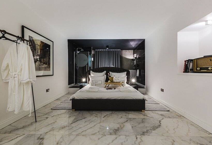 اتاق لوکس, Su29 Boutique