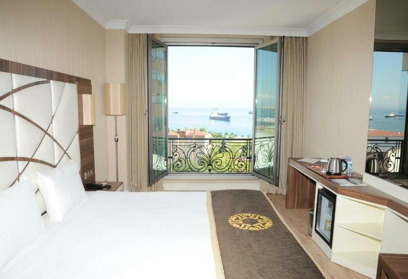 Deluxe Room, The Grand Mira Business