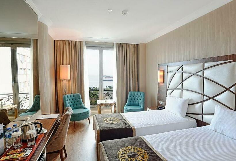 Deluxe Room, The Grand Mira Business
