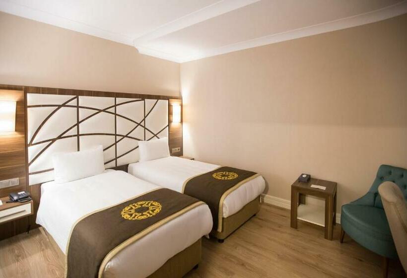 Standard Room, The Grand Mira Business