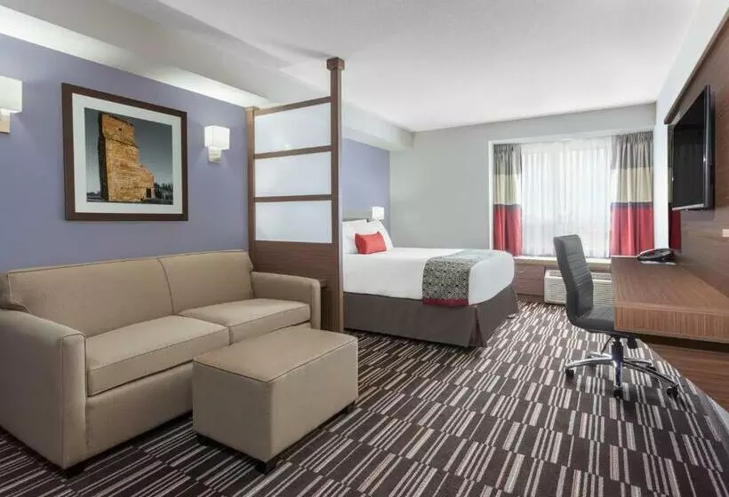 ビジネスルーム, Microtel Inn & Suites By Wyndham Bonnyville