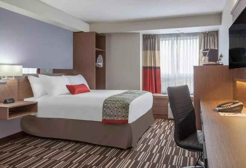 身障者適用スタンダードルーム, Microtel Inn & Suites By Wyndham Bonnyville