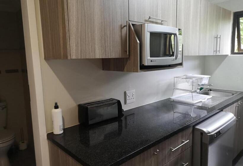 Economy Appartement met 1 Slaapkamer, Restawhile Guest House  Pretoria