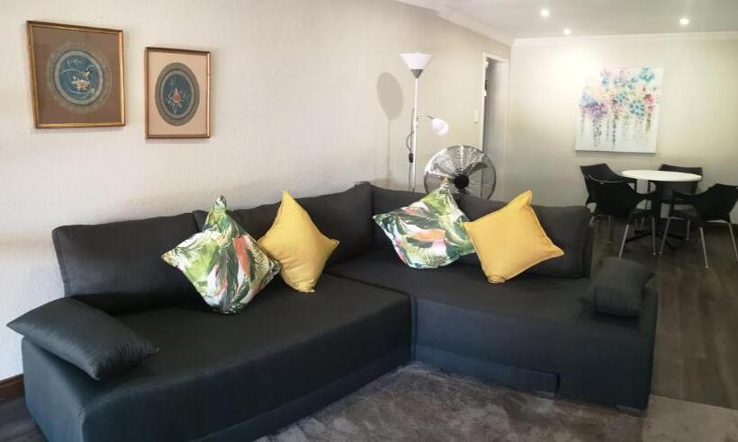 Economy Appartement met 1 Slaapkamer, Restawhile Guest House  Pretoria