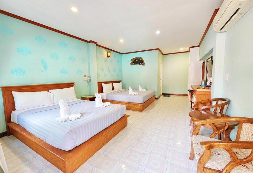 بنگله خانوادگی, Phaithong Sotel Resort