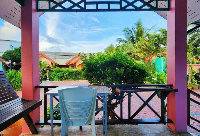 Семейное Бунгало, Phaithong Sotel Resort