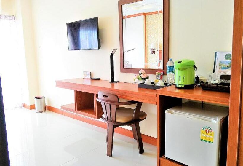 Номер Deluxe Кровать Кинг, Phaithong Sotel Resort
