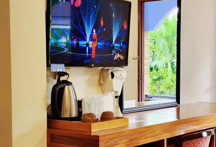 ویلای استاندارد با چشم‌انداز باغ, Phaithong Sotel Resort