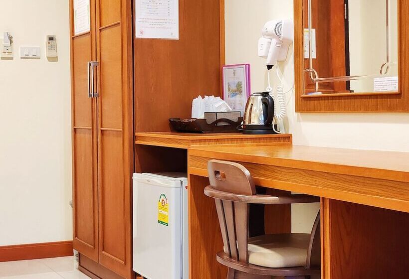 اتاق سوپریور, Phaithong Sotel Resort