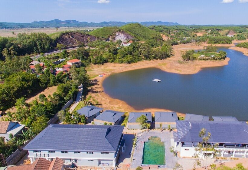 سوییت خانوادگی, Phong Nha Lake House Resort