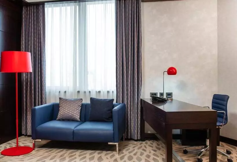 سوئیت پرزیدنت, Radisson Blu M Bamou Palace Hotel, Brazzaville