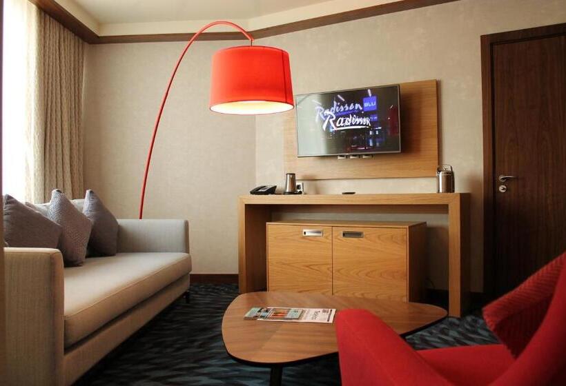 سوئیت پرزیدنت, Radisson Blu M Bamou Palace Hotel, Brazzaville