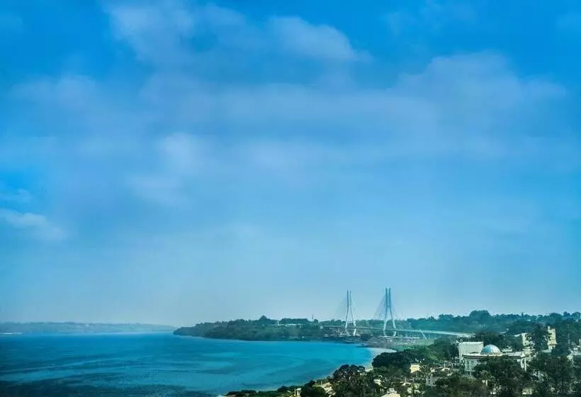 سوئیت رویال, Radisson Blu M Bamou Palace Hotel, Brazzaville