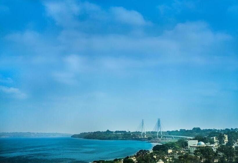 اتاق خانوادگی, Radisson Blu M Bamou Palace Hotel, Brazzaville