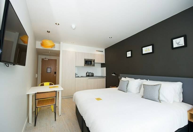 Студия Стандарт, Staycity Aparthotels, York, Barbican Centre