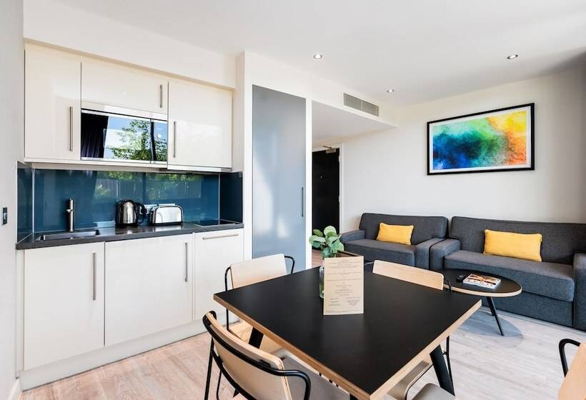 Апартаменты 2 Спальни, Staycity Aparthotels, York, Barbican Centre