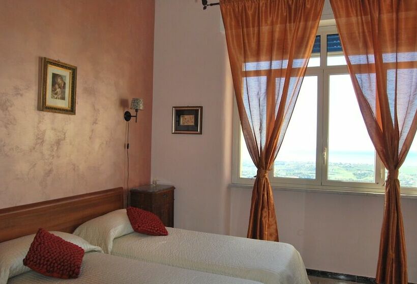 Номер Стандарт Вид на Море, La Finestra Sulla Valle