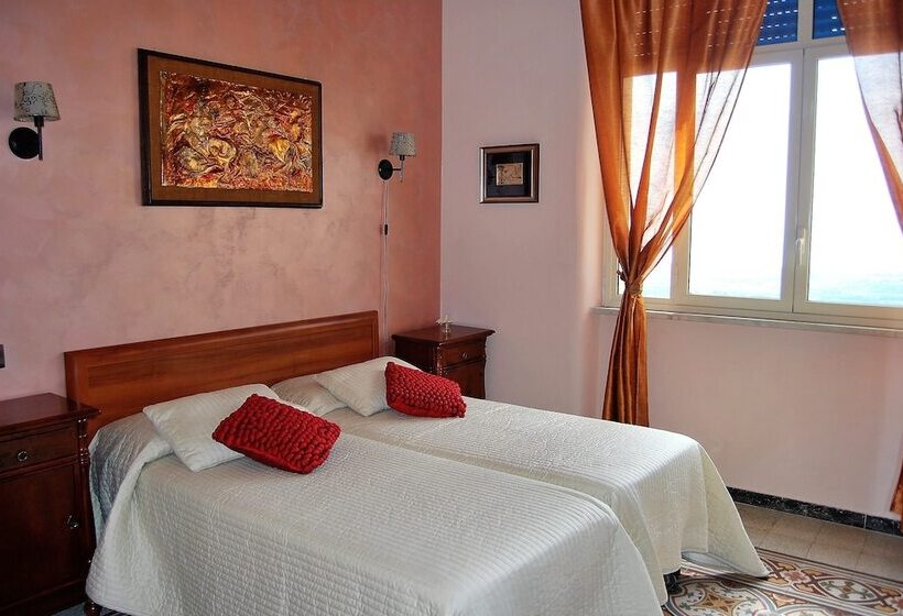 Номер Стандарт Вид на Море, La Finestra Sulla Valle