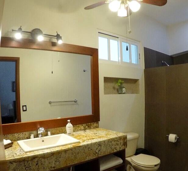 ダブルベッドスタンダードルーム, Yurinn