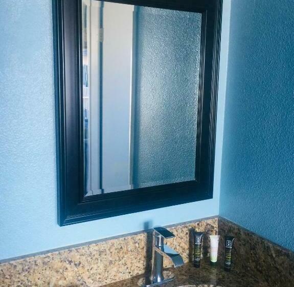 غرفة قياسية, Dolphin Cove Motel