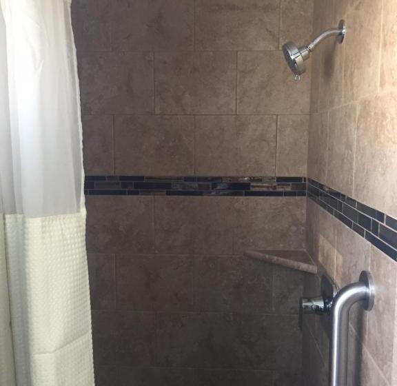 غرفة قياسية, Dolphin Cove Motel