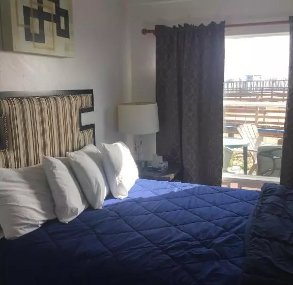 キングサイズベッドのスタンダードルーム, Dolphin Cove Motel