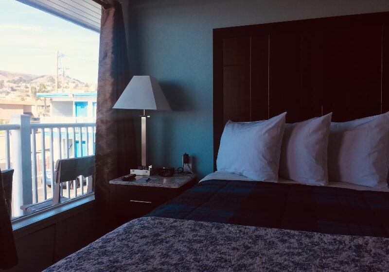 جناح غرفتين نوم, Dolphin Cove Motel